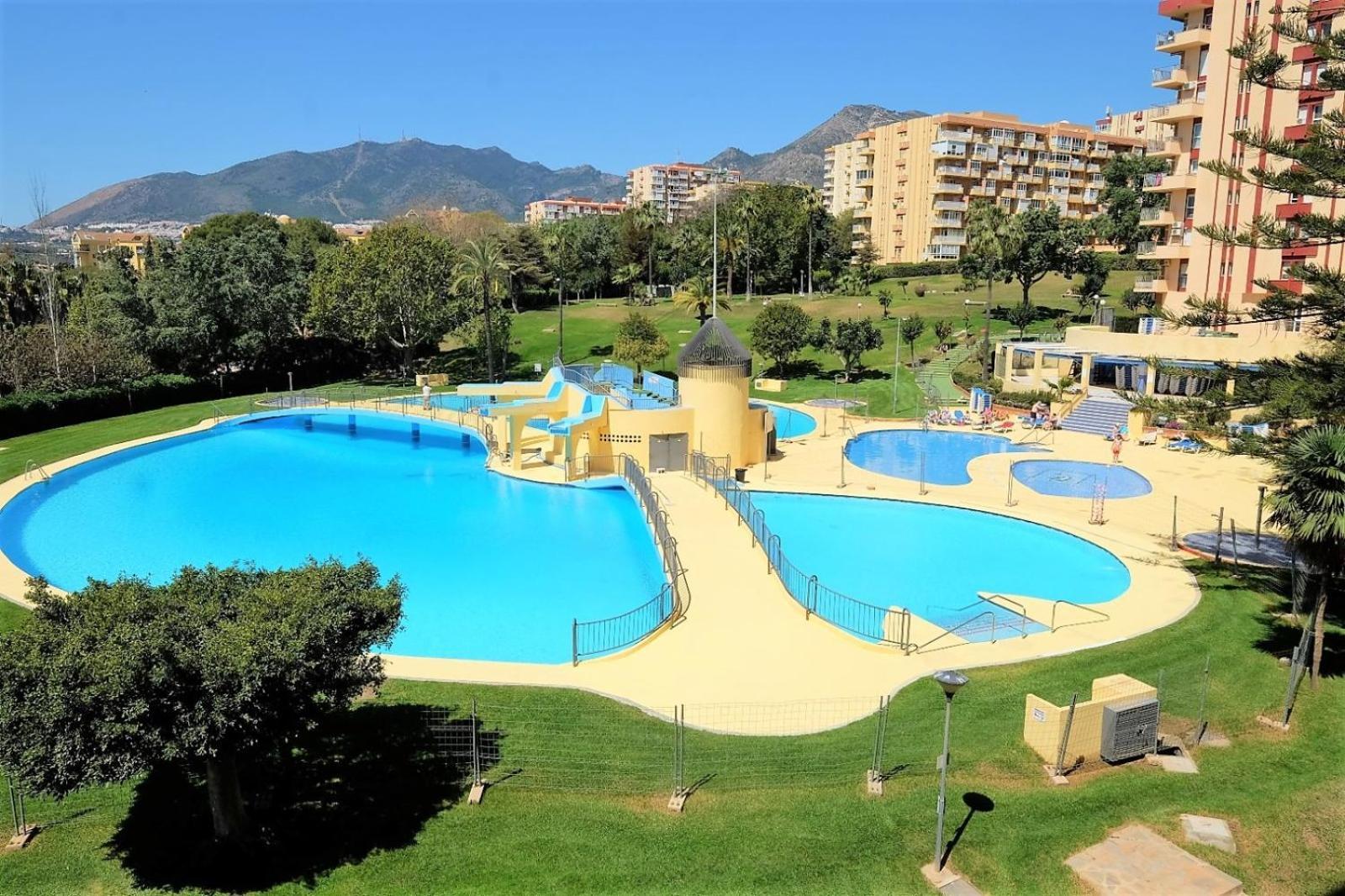 Apartament Jupiter Sea, Pools View